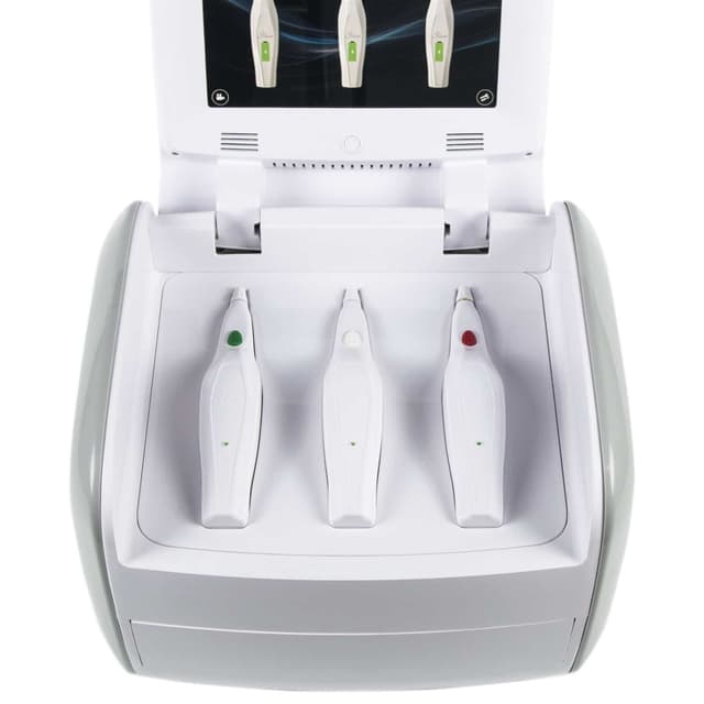 Plexr-Cat Resurfacing-3 Treatments at ReGlo Aesthetic and Wellness in Brooklyn, NY